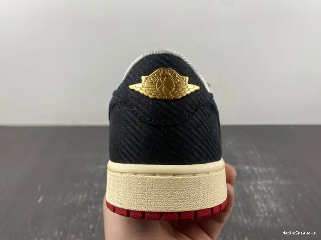 MaikeSneakers x Trophy FN0432-100 Air Away Jordan Room OG 1 Low 0421